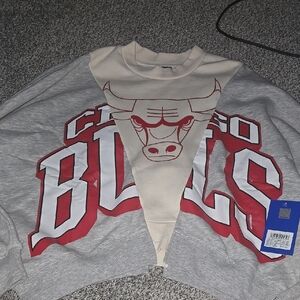 NBA Gray and Red Chicago Bulls Crew Neck Sweater